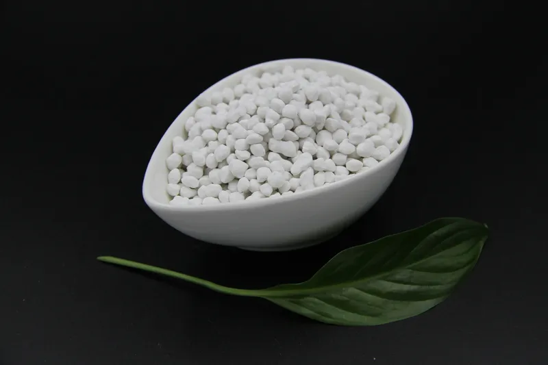 Extruded granulation compound fertilizer white 17-17-17S