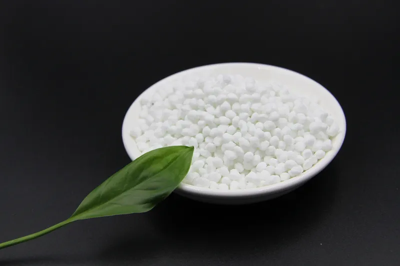 Extruded granulation compound fertilizer ammonium chloride white  2