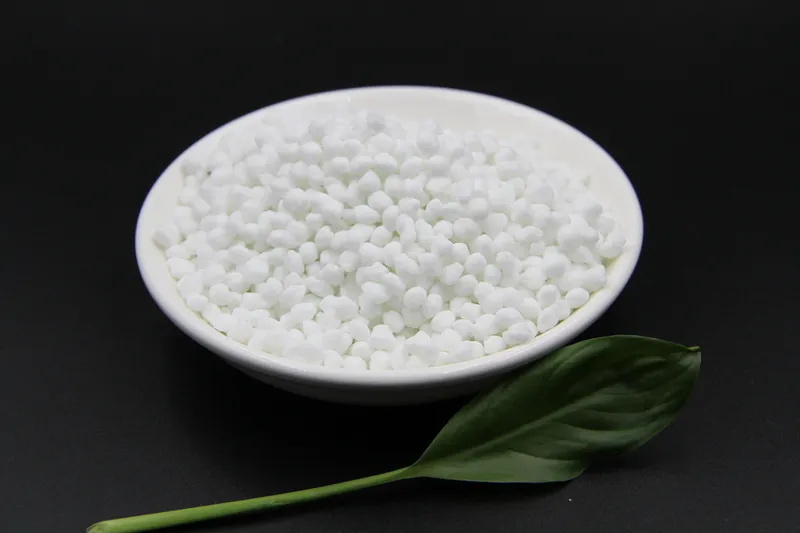 Extruded granulation compound fertilizer ammonium chloride white 4