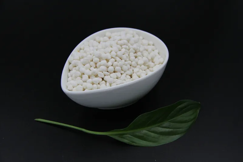 Extruded granulation compound fertilizer ammonium chloride white 白